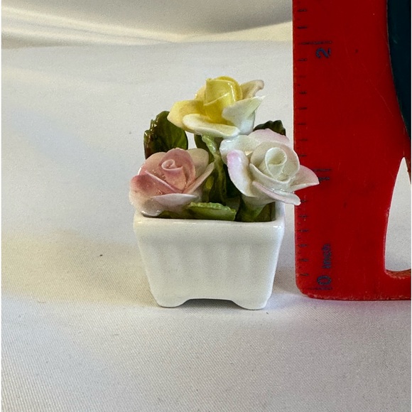 CoalPort Bone China of England Miniature Floral Boutique - set of 2 - Picture 11 of 15